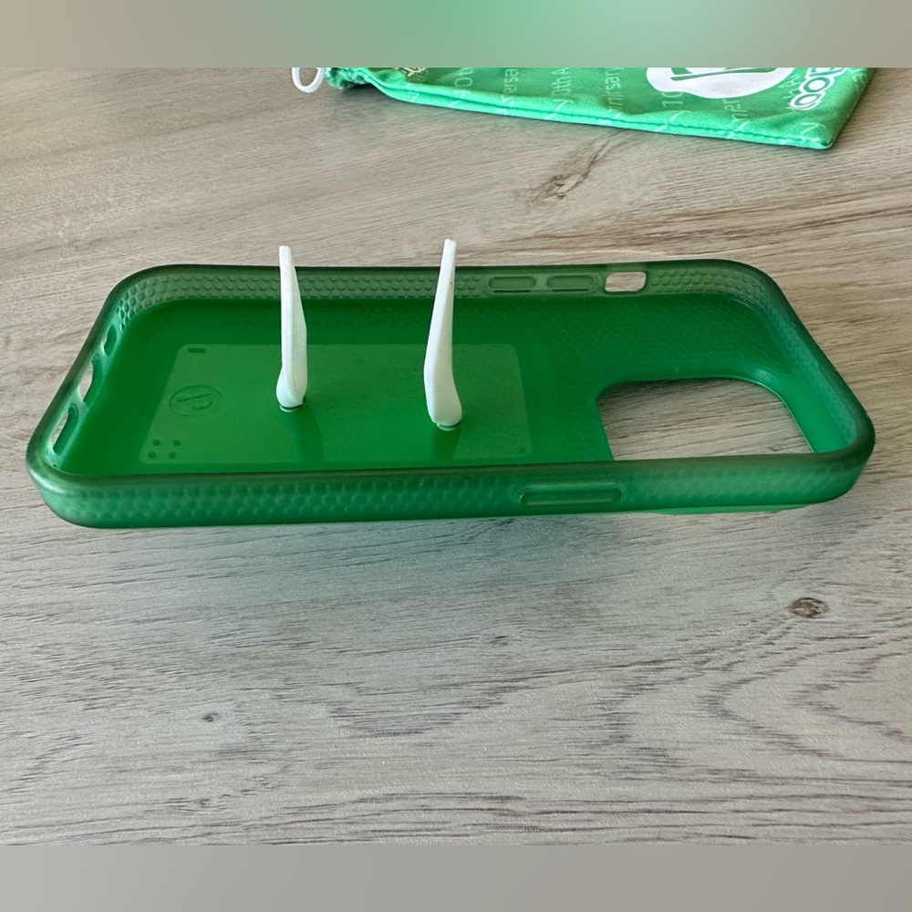 Loopy Case - Limited Edition Green - Picture 6 of 9